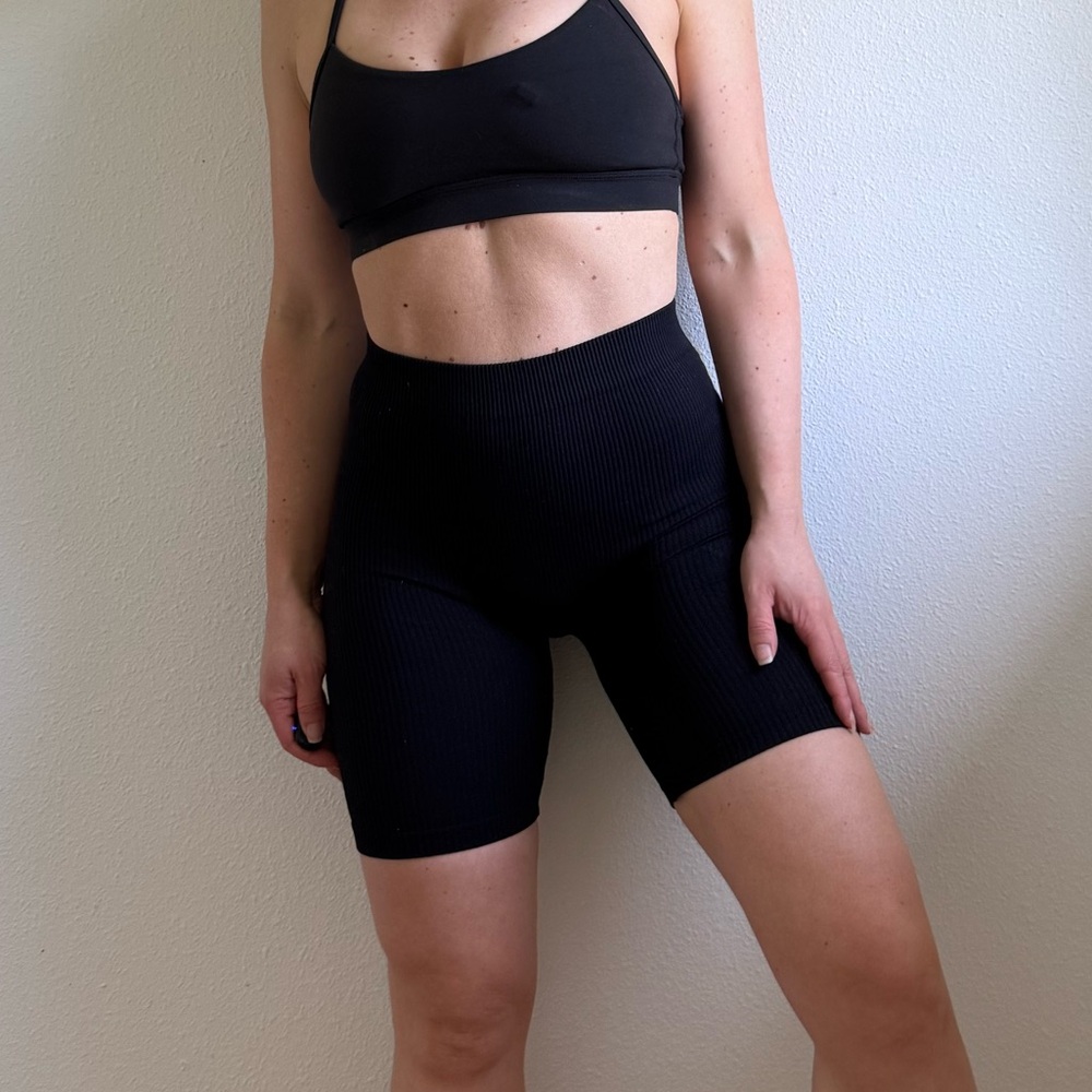 Zara Black Women's Ribbed Bike Shorts size XS/S